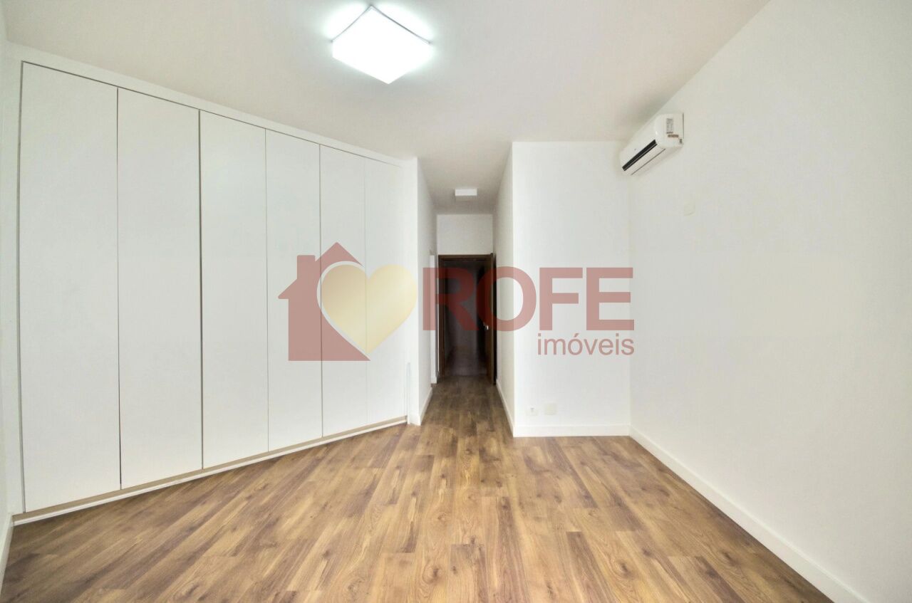 Foto 8 - RF50489