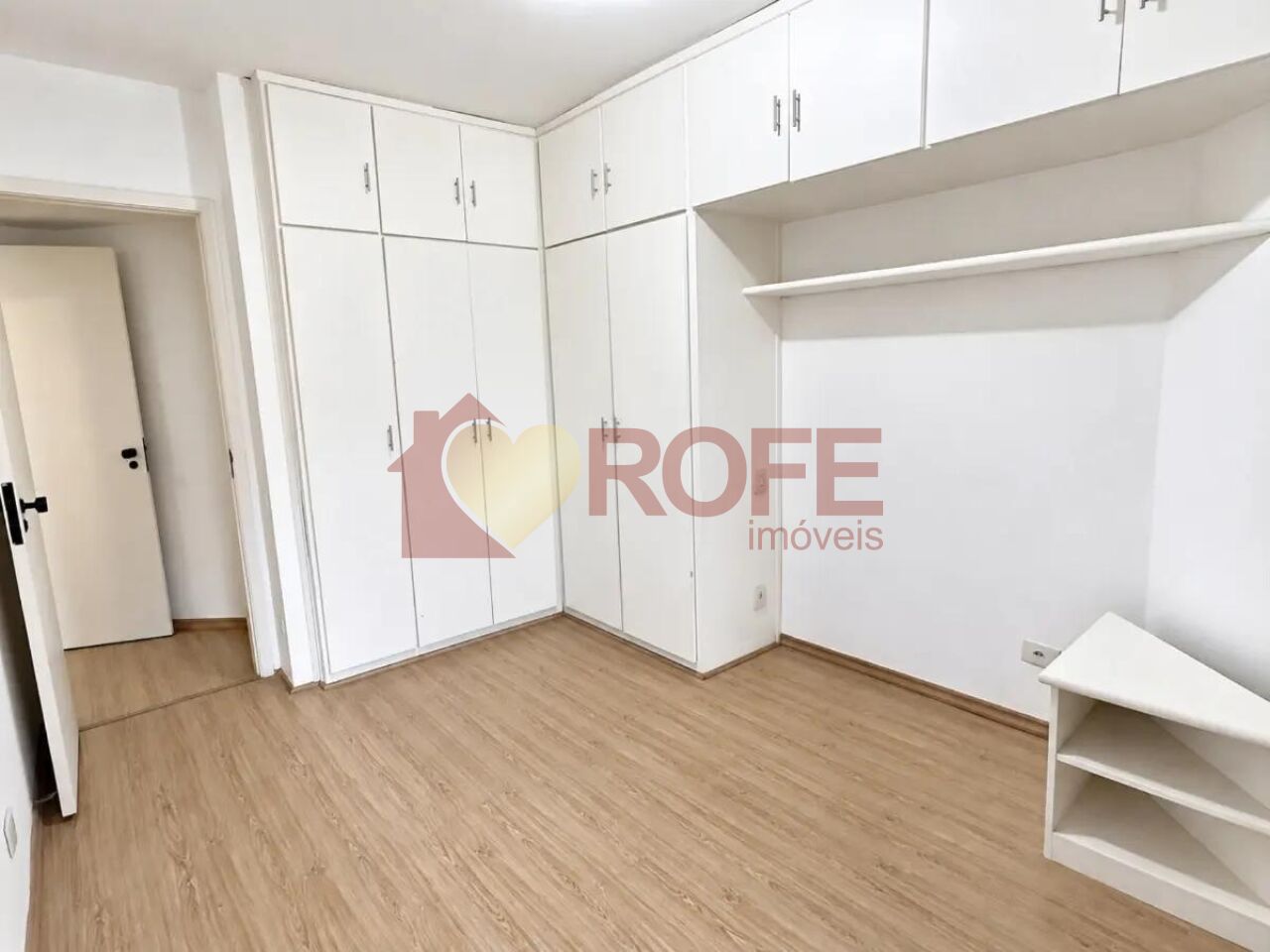 Foto 8 - RF50496