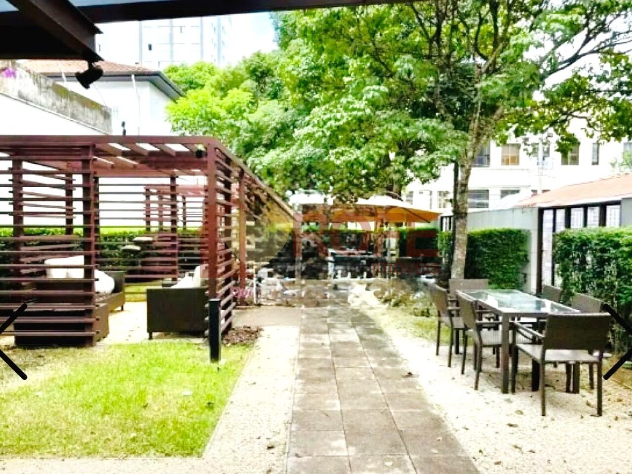 Foto 11 - RF50537