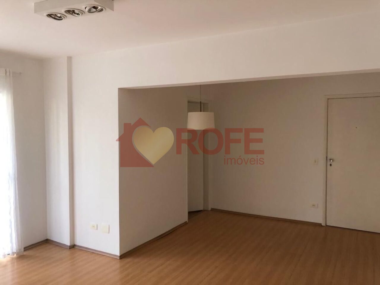 Foto 2 - RF50582