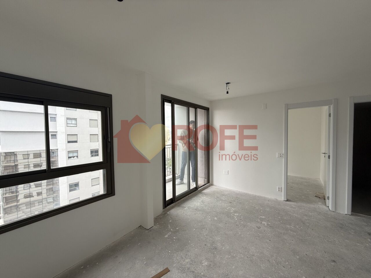 Foto 2 - RF50589