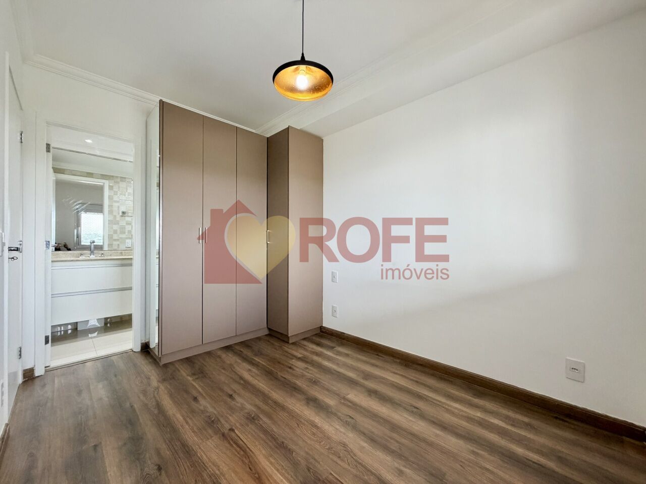 Foto 17 - RF50591