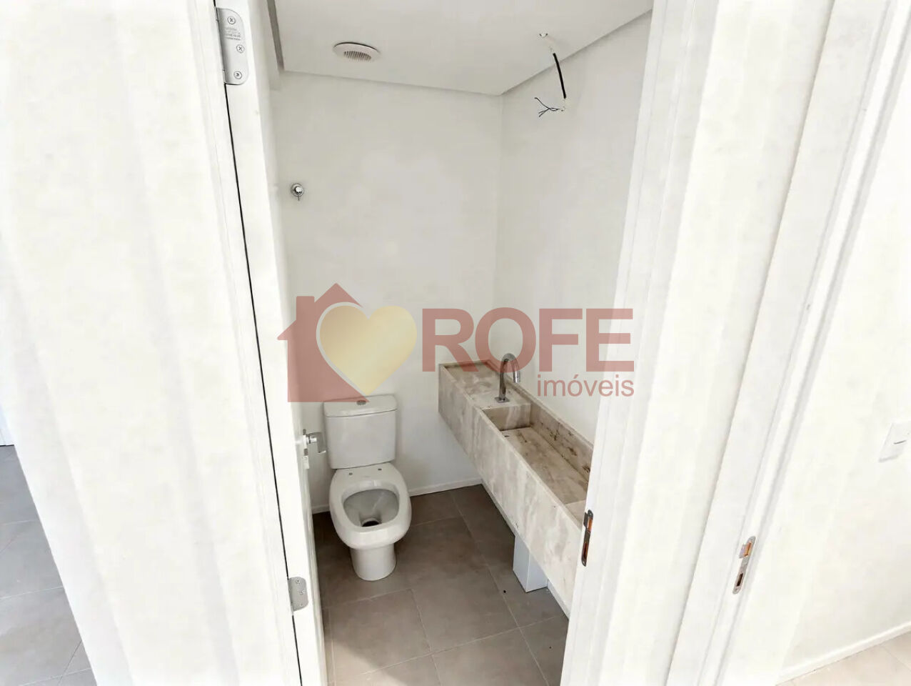 Foto 8 - RF50603