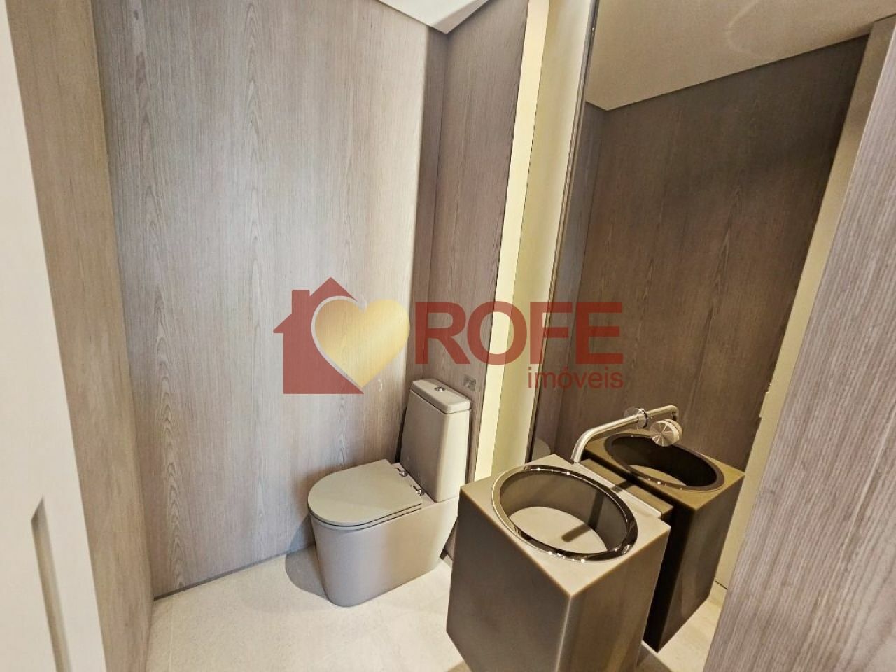 Foto 9 - RF50610