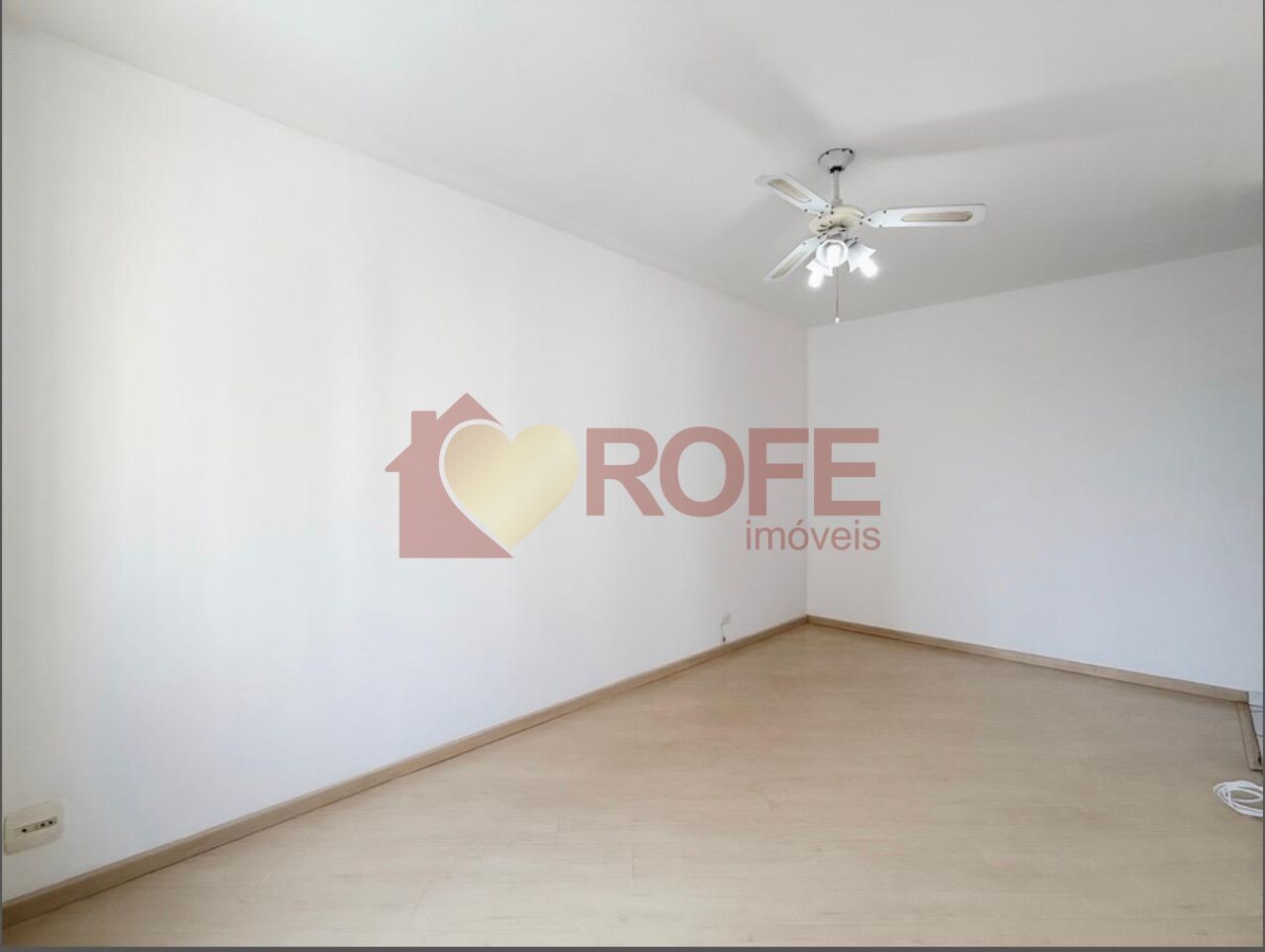 Foto 3 - RF50619