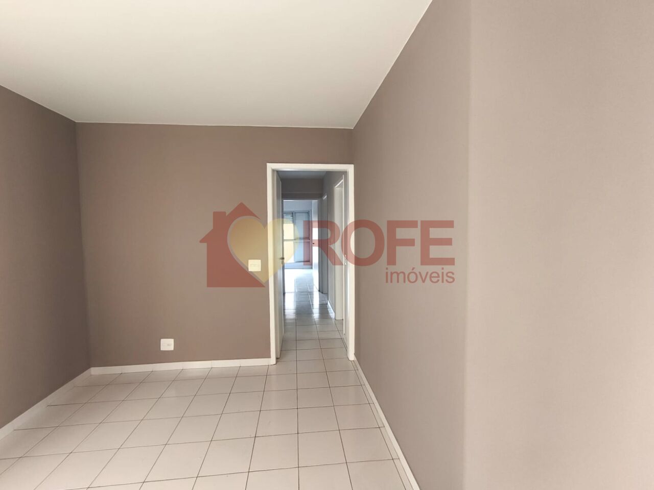 Foto 4 - RF50629