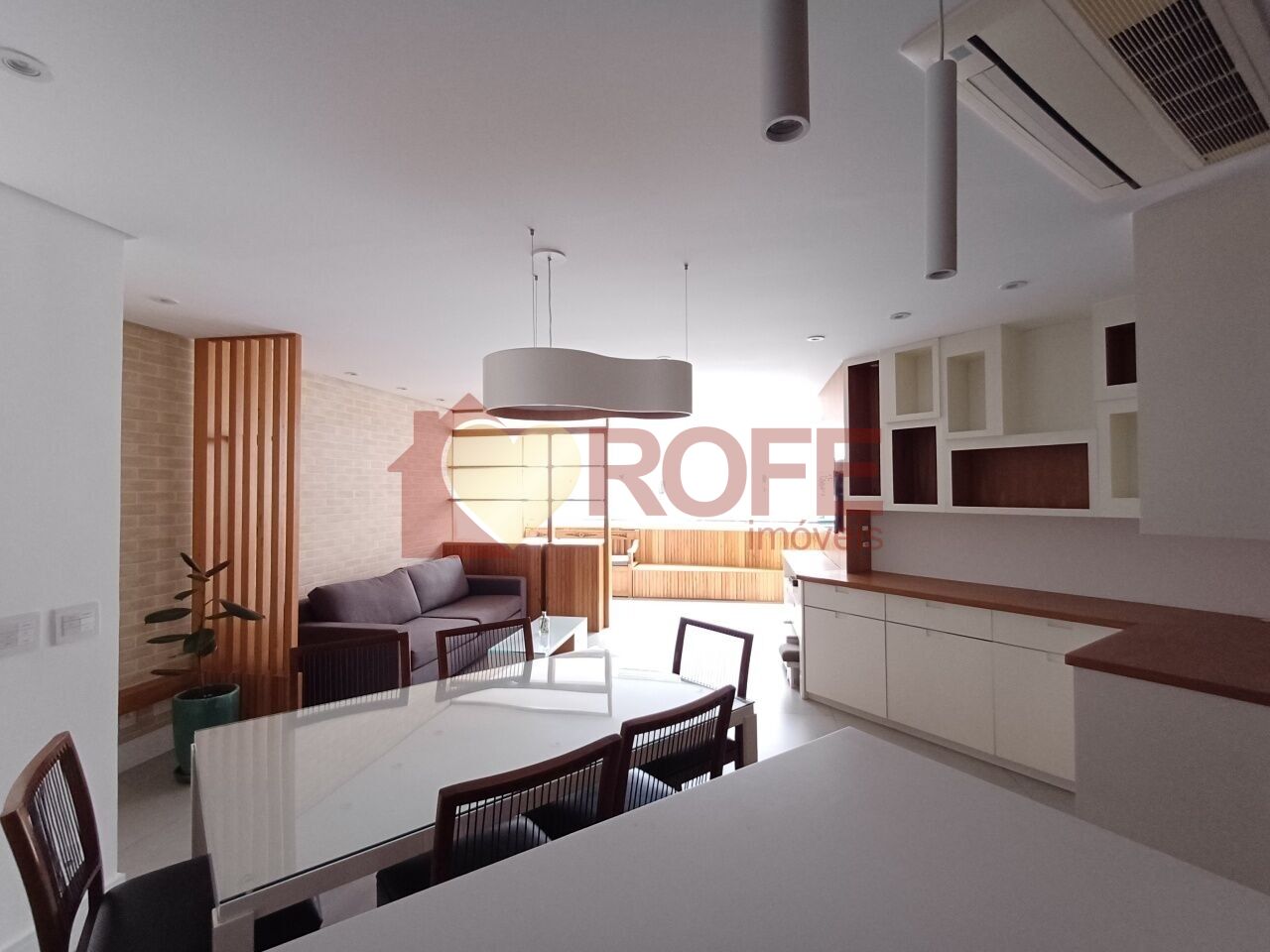 Foto 4 - RF50636