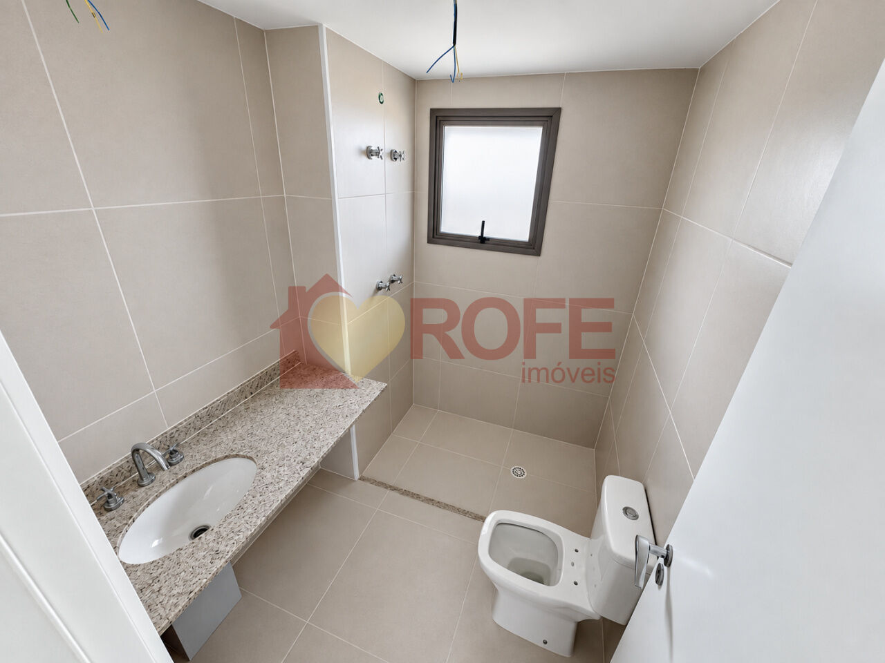 Foto 11 - RF50660