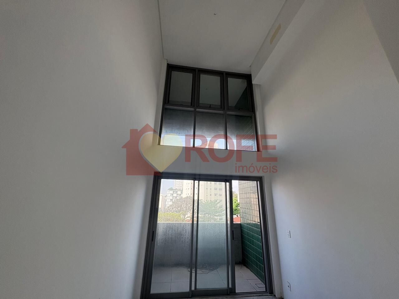 Foto 3 - RF50663