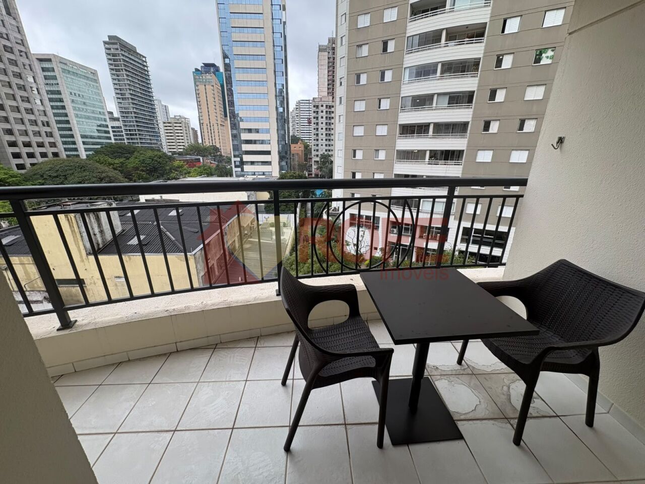 Foto 4 - RF50699