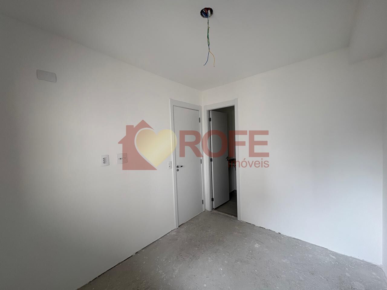 Foto 8 - RF50702