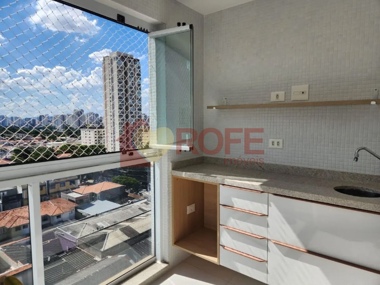 Foto 4 - RF50733