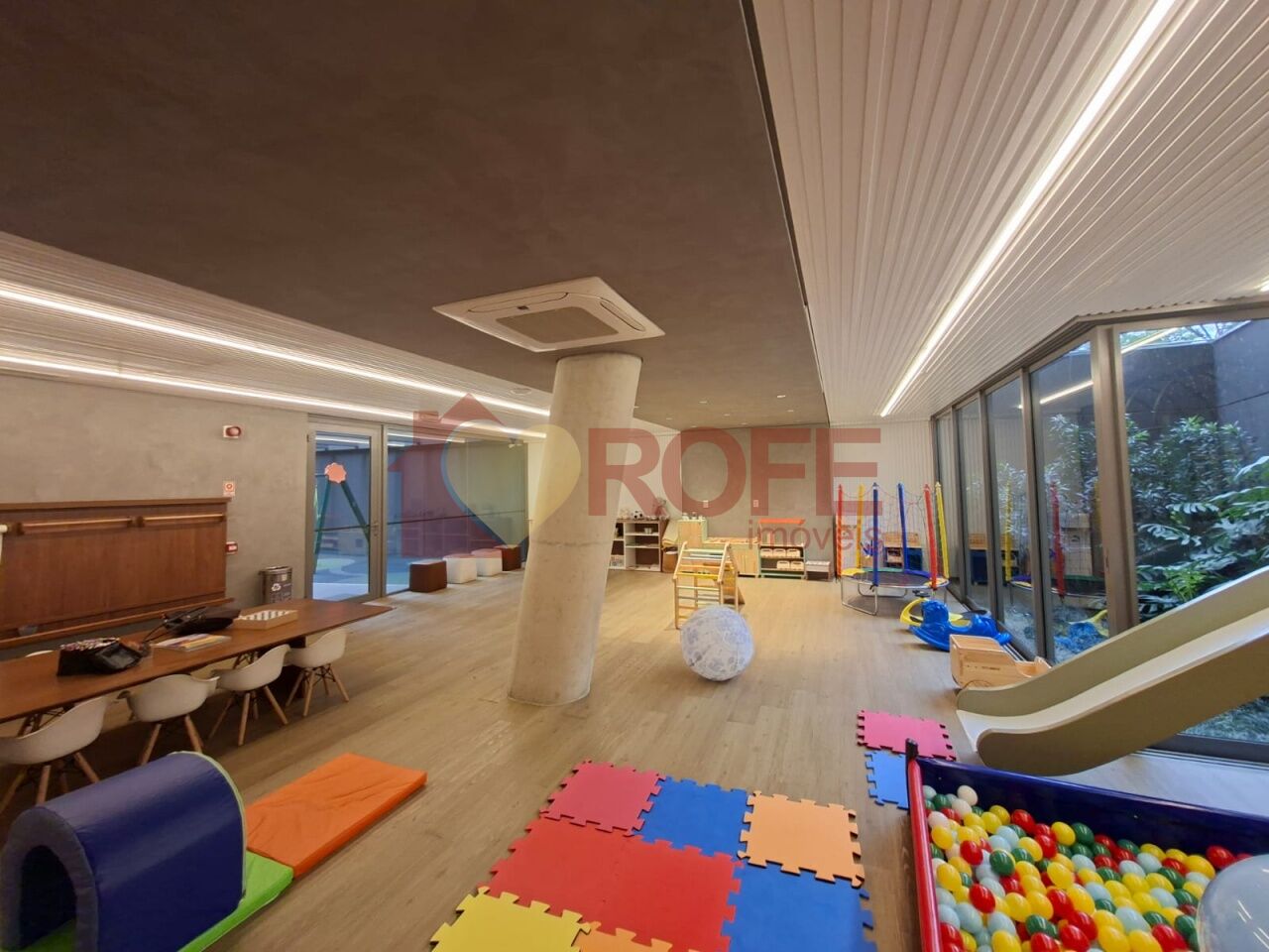 Foto 31 - RF50740