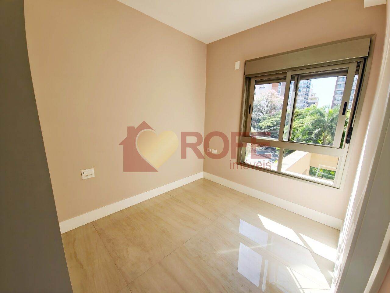 Foto 11 - RF50781