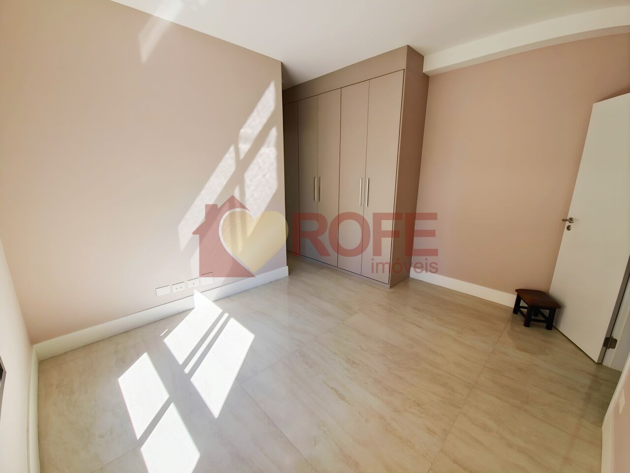 Foto 15 - RF50781