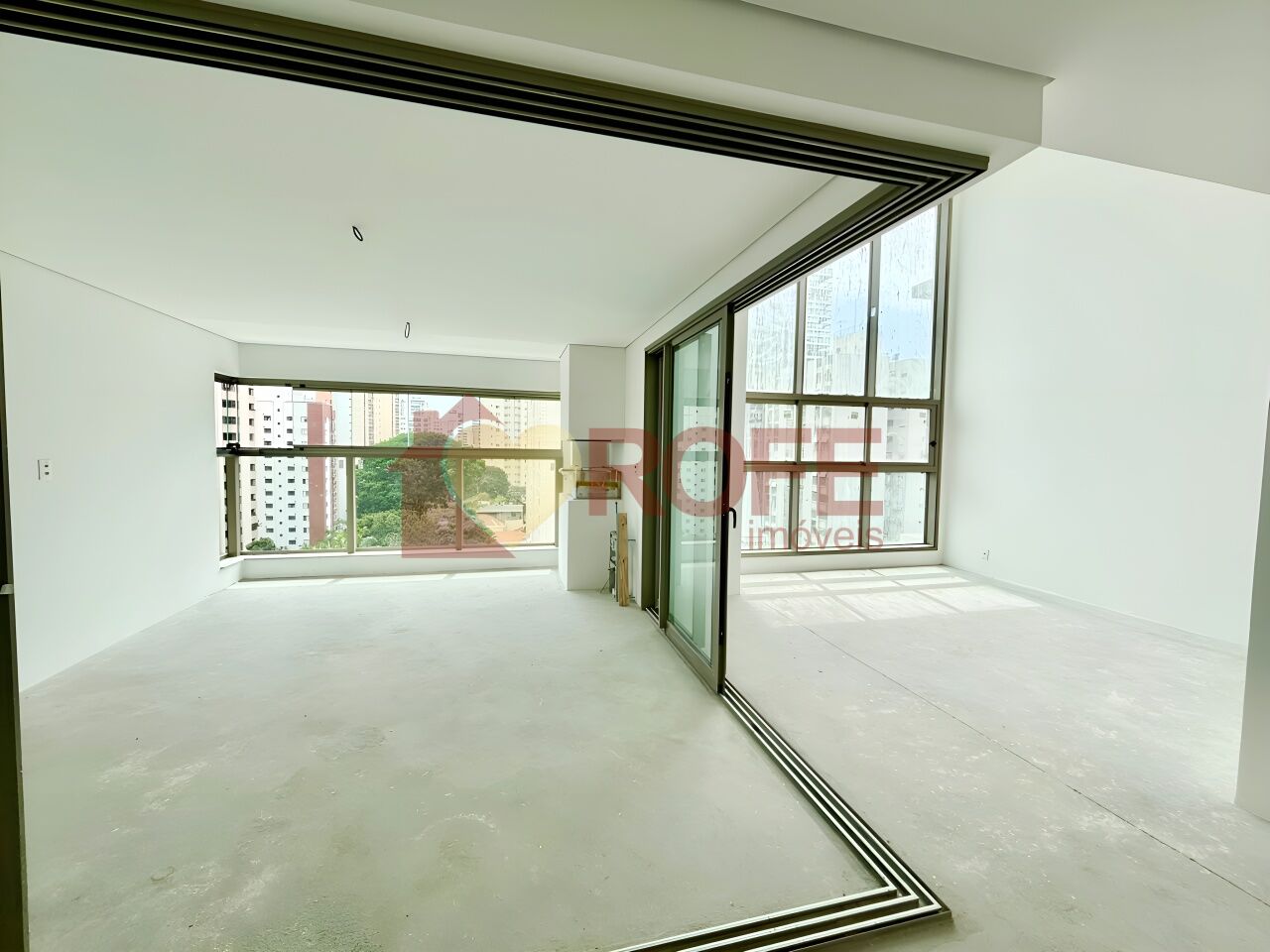 Foto 3 - RF50795