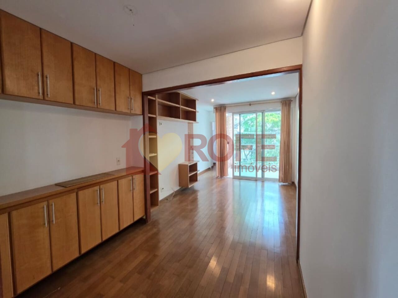 Foto 4 - RF50798