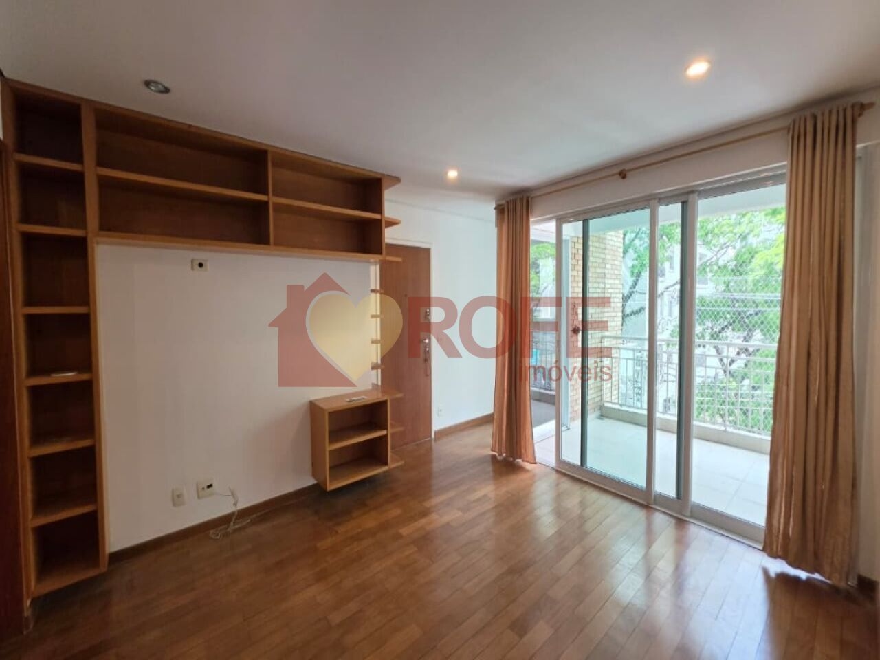 Foto 3 - RF50798