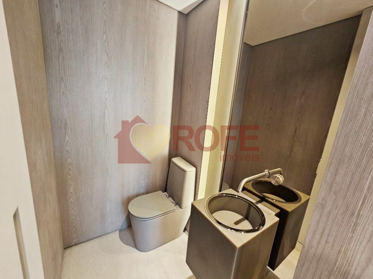 Foto 8 - RF50814
