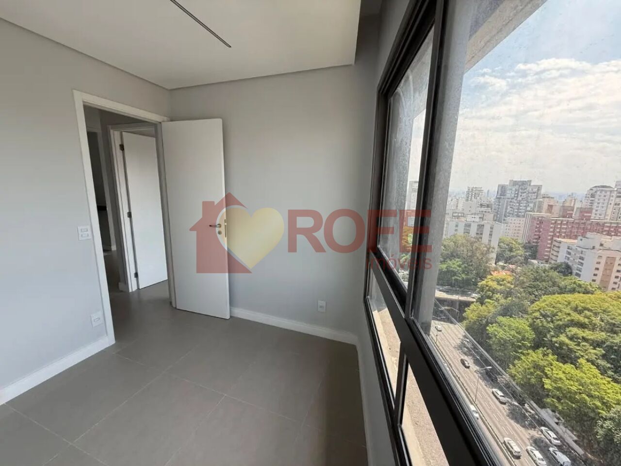 Foto 13 - RF50816