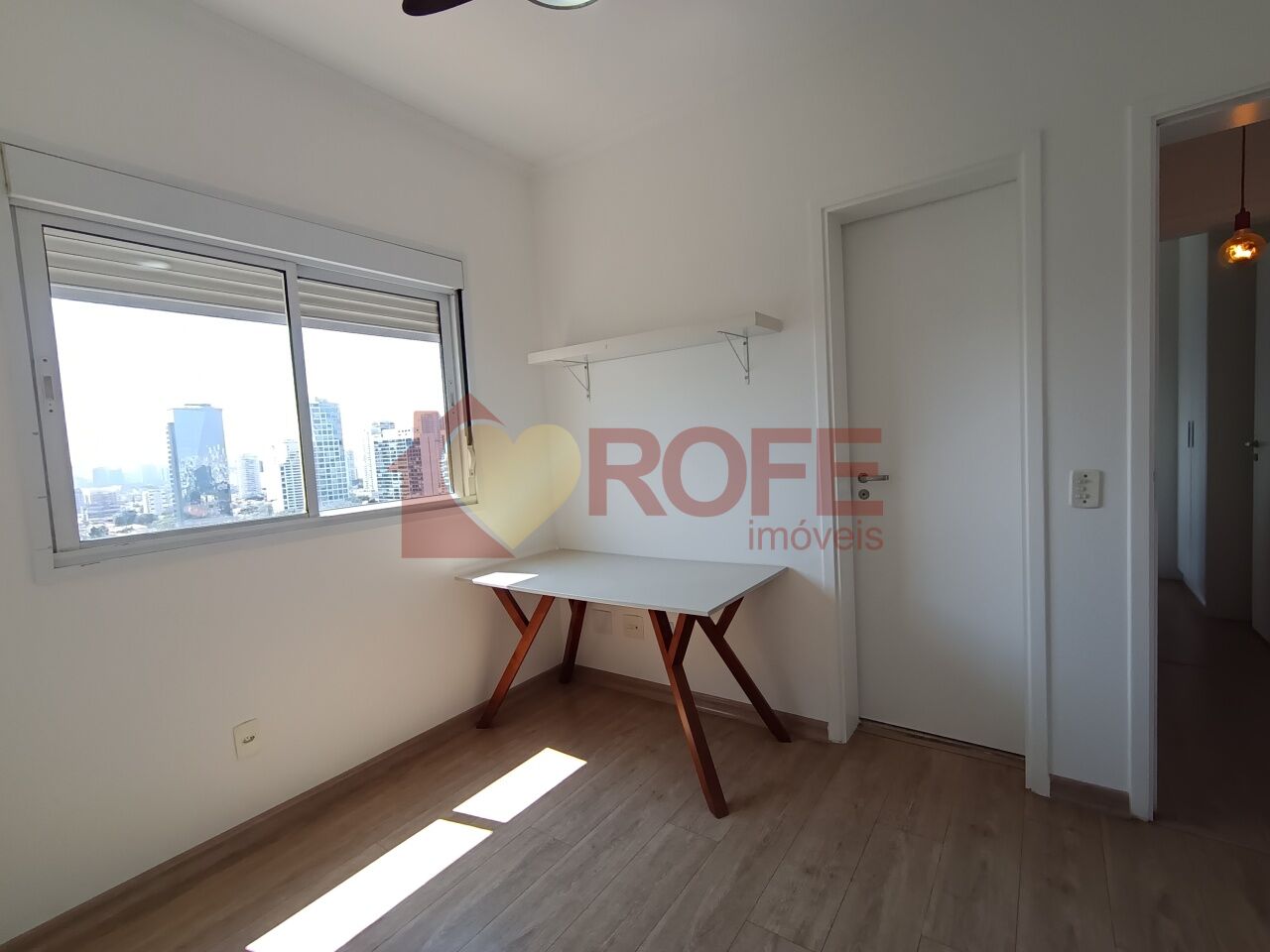 Foto 3 - RF50824