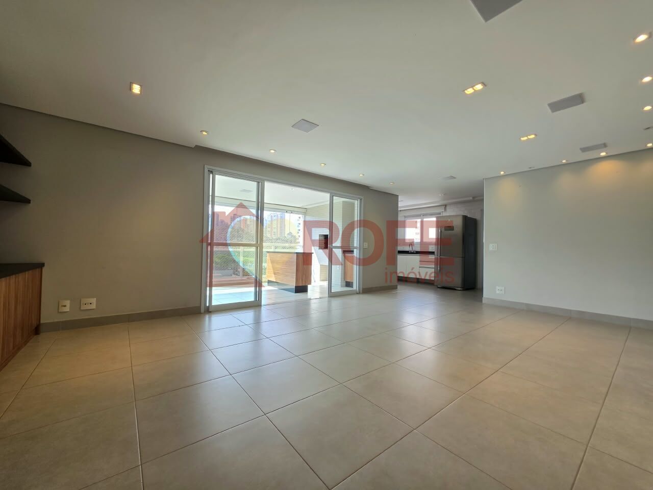Foto 13 - RF50905