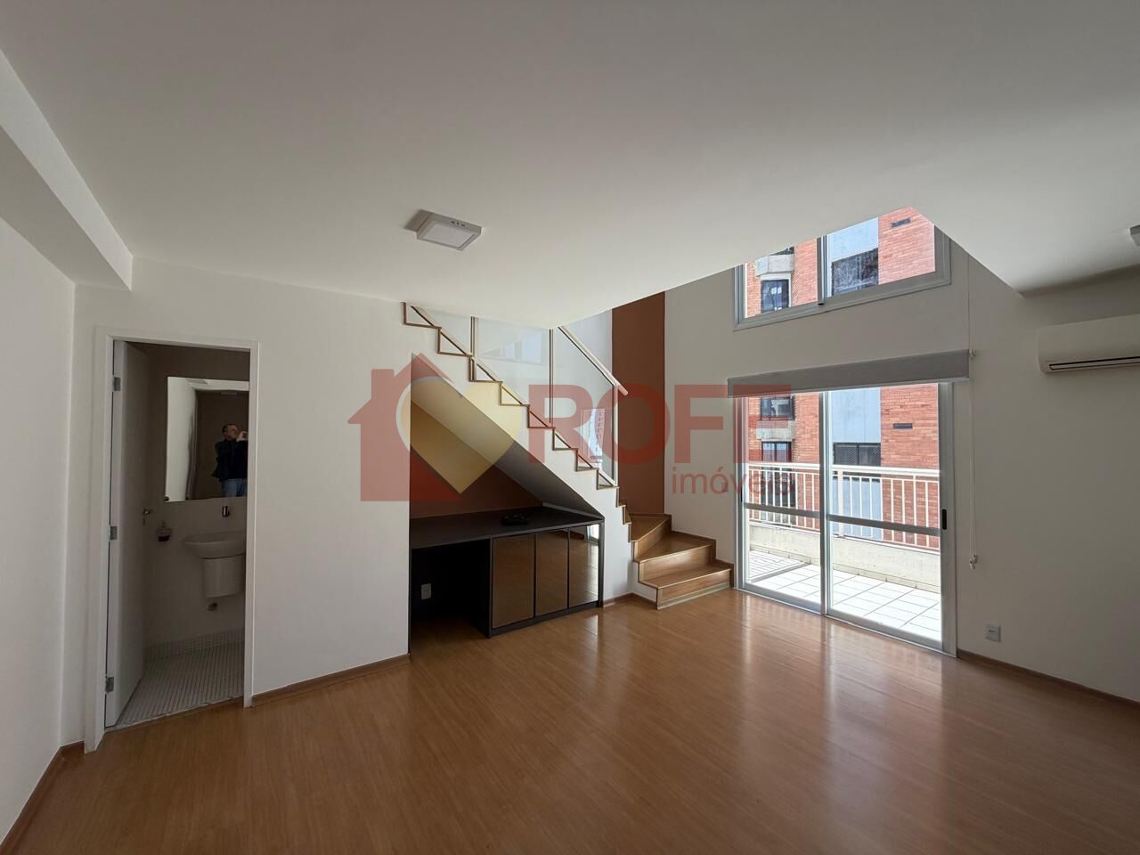 Foto 4 - RF50938