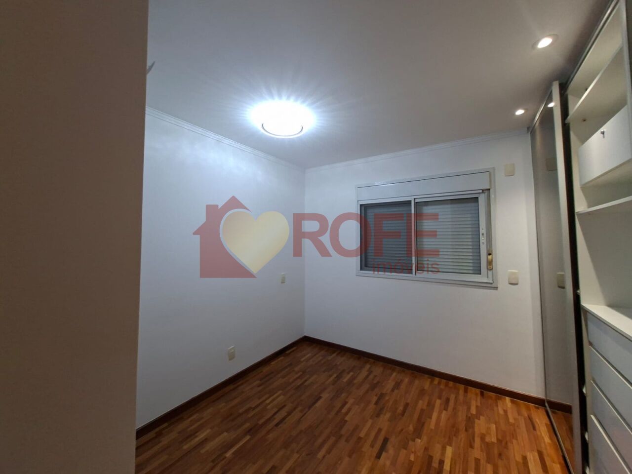 Foto 25 - RF51006