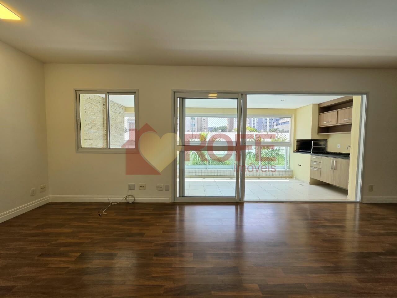 Foto 6 - RF51008