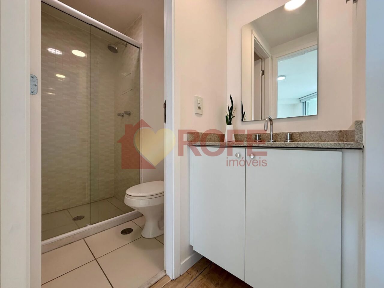 Foto 19 - RF51018
