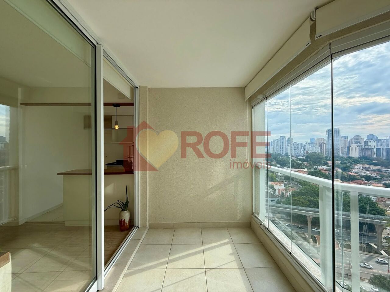 Foto 4 - RF51018