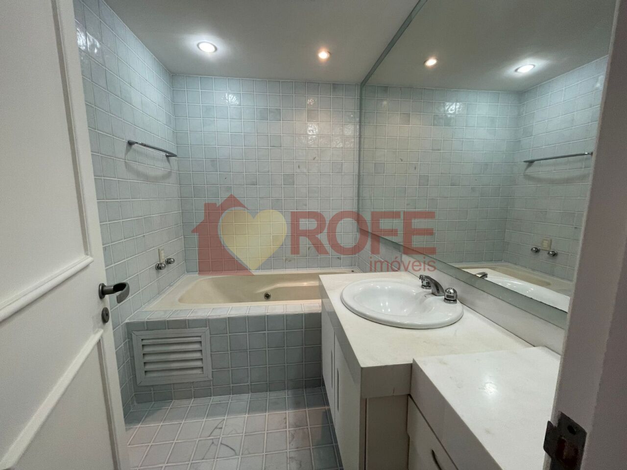 Foto 23 - RF51077