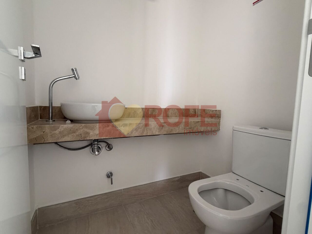 Foto 12 - RF51126
