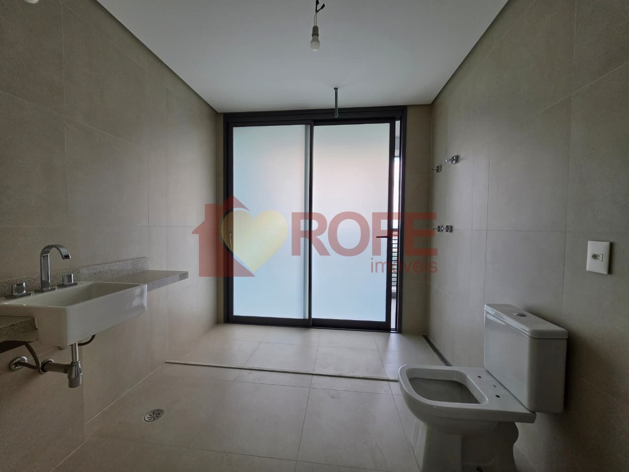 Foto 20 - RF51156