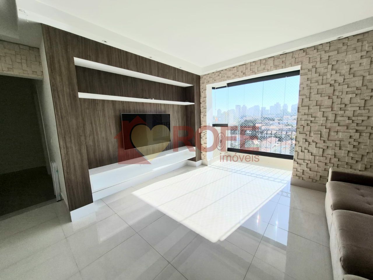 Foto 28 - RF523