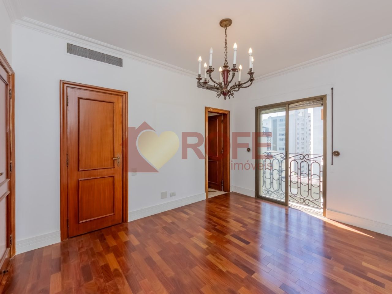 Foto 36 - RF5460