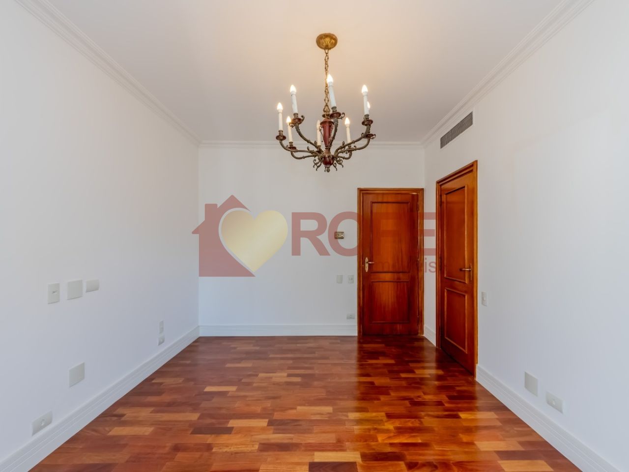 Foto 37 - RF5460