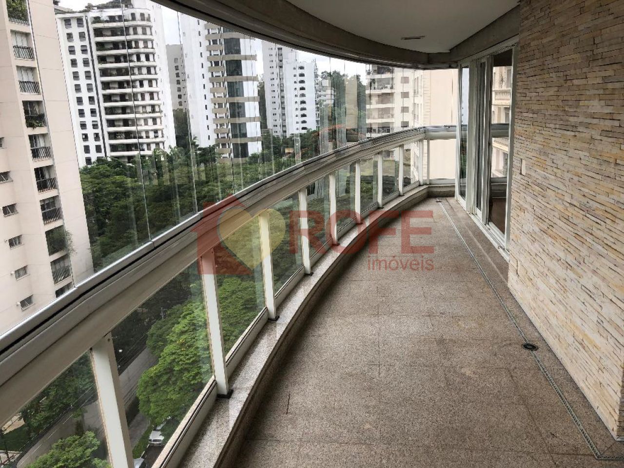 Foto 2 - RF5902
