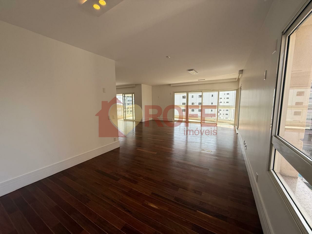 Foto 9 - RF5902