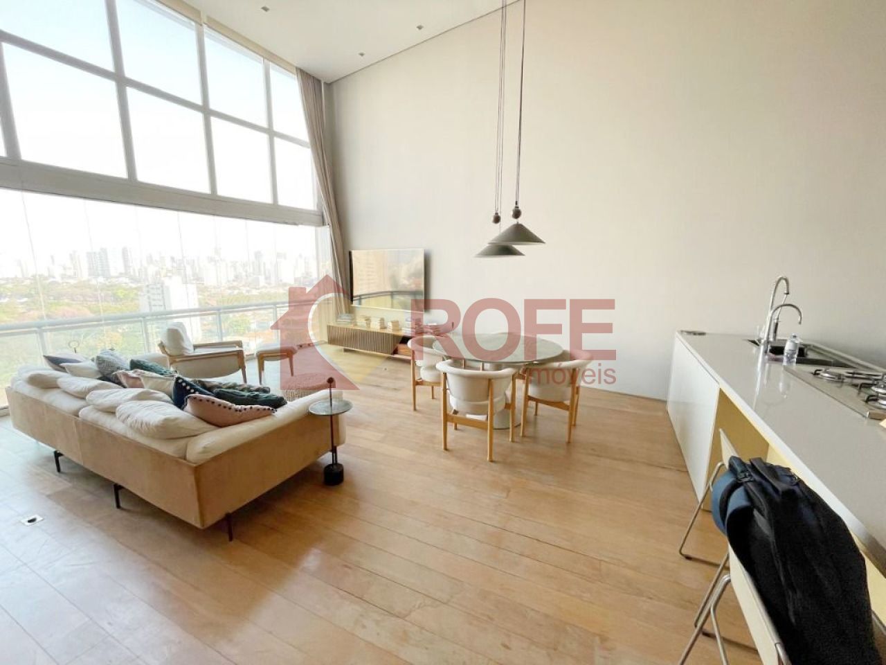 Foto 5 - RF6243