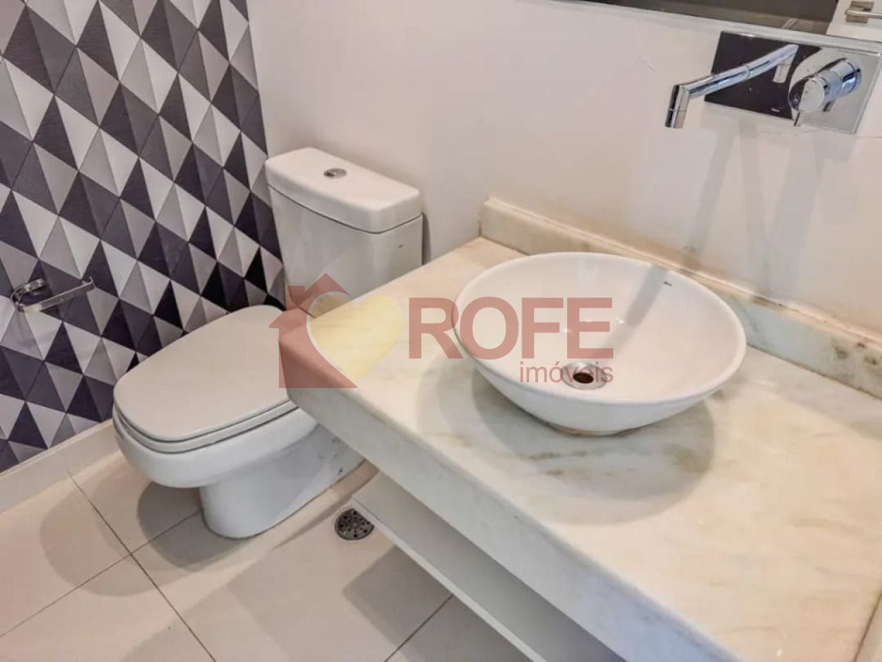 Foto 8 - RF643