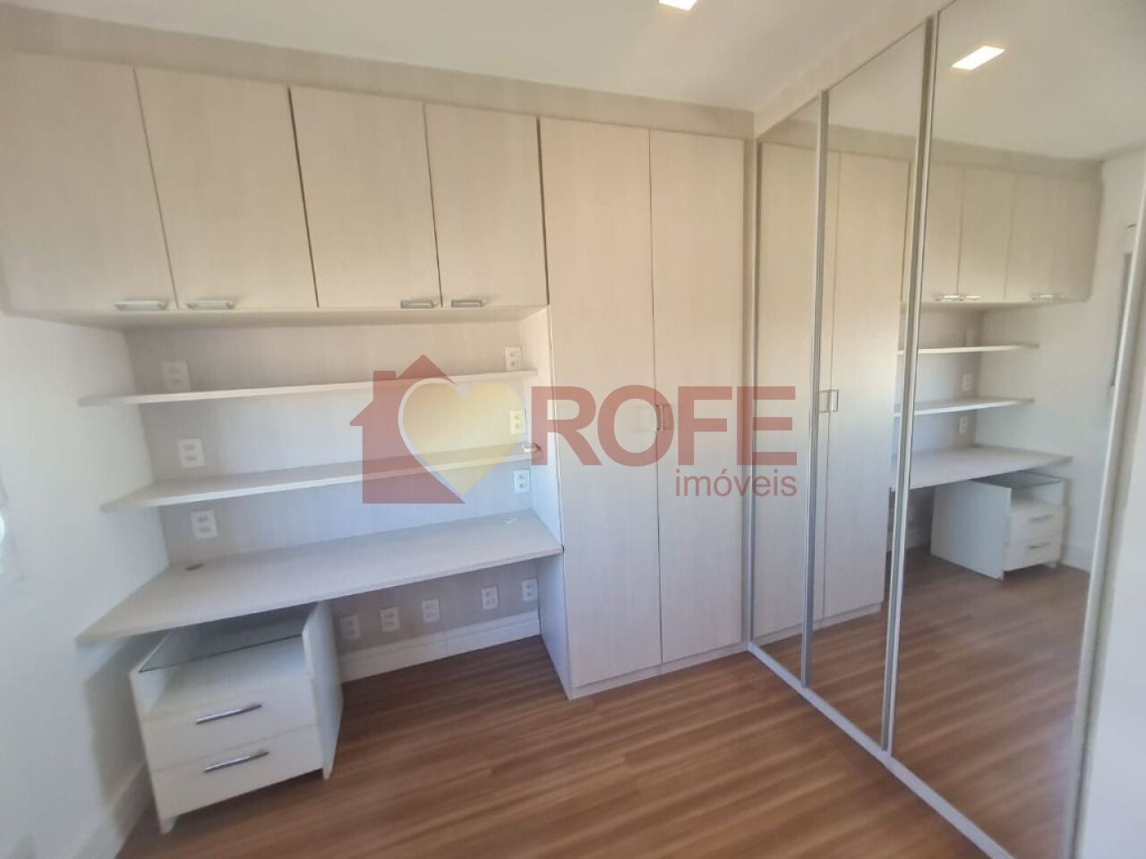 Foto 25 - RF6530