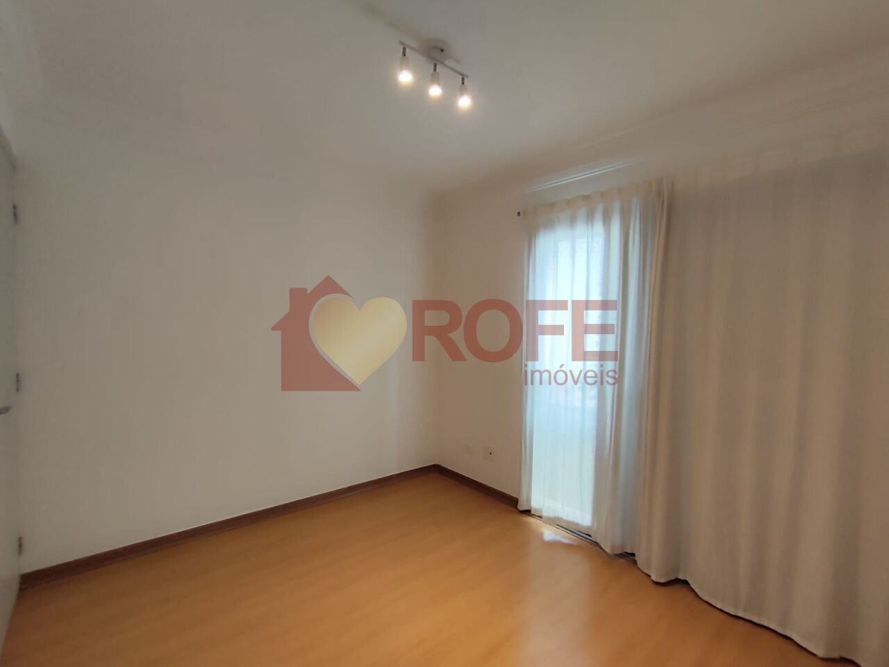 Foto 20 - RF6560