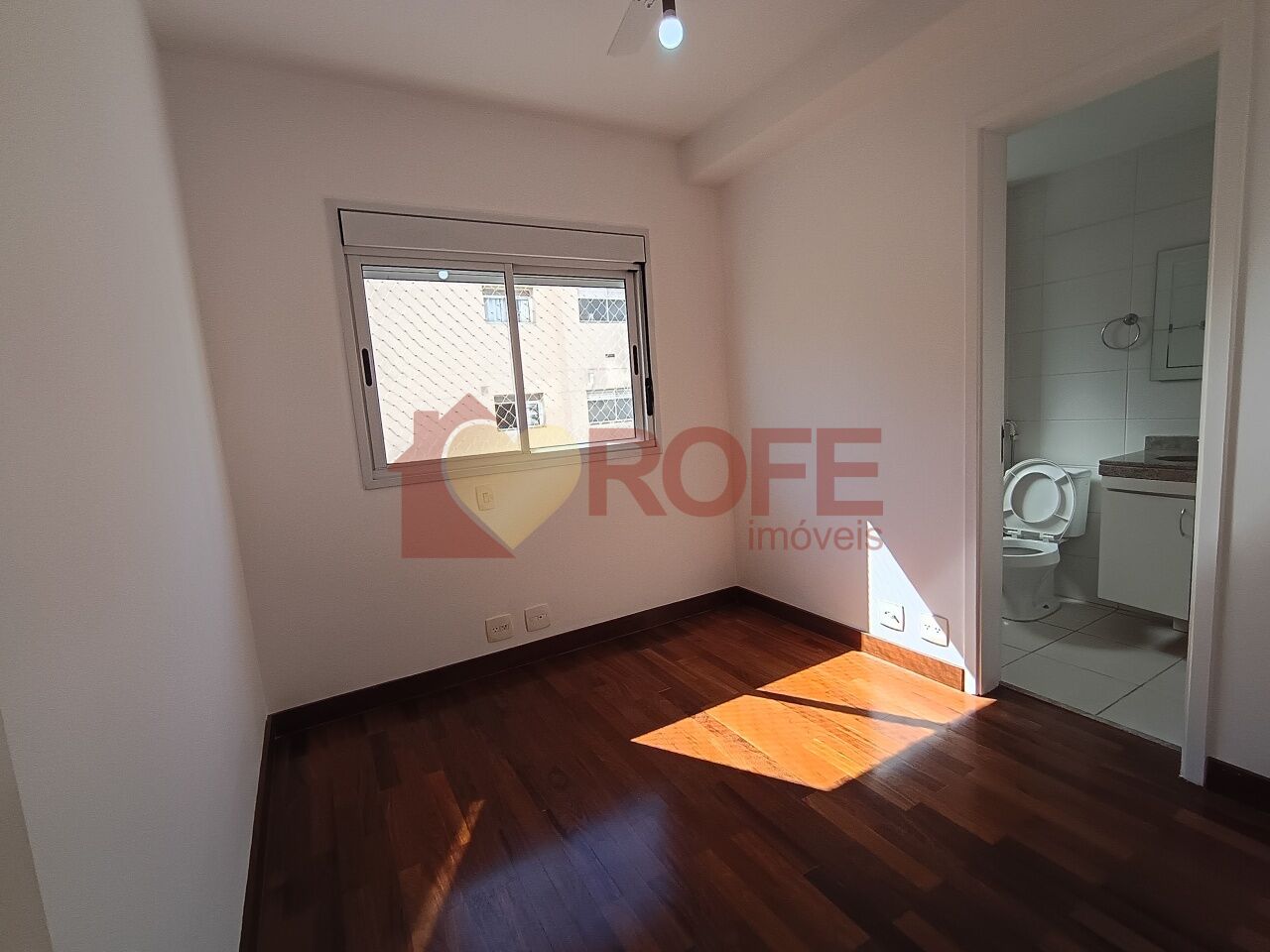 Foto 10 - RF6596