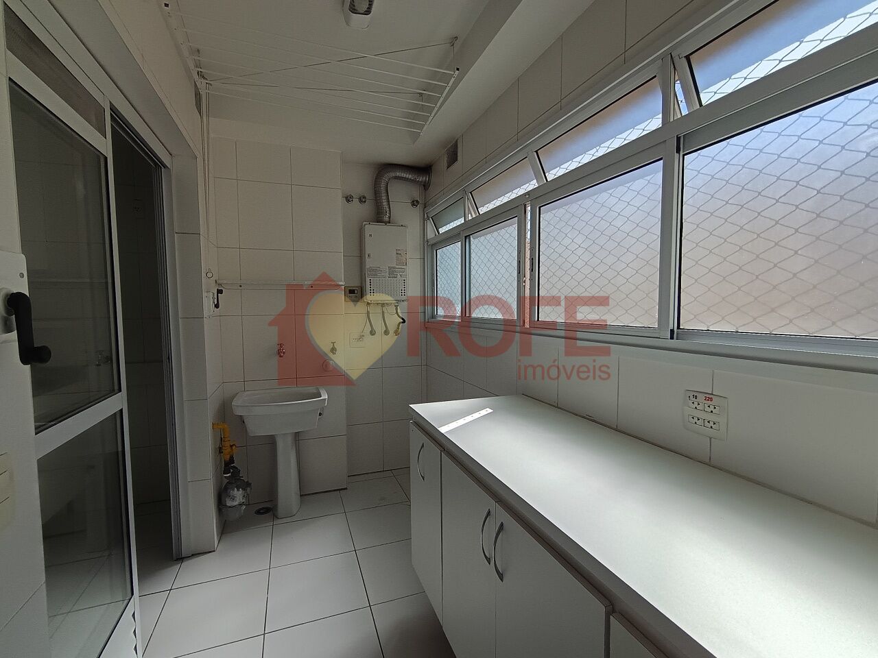 Foto 23 - RF6596