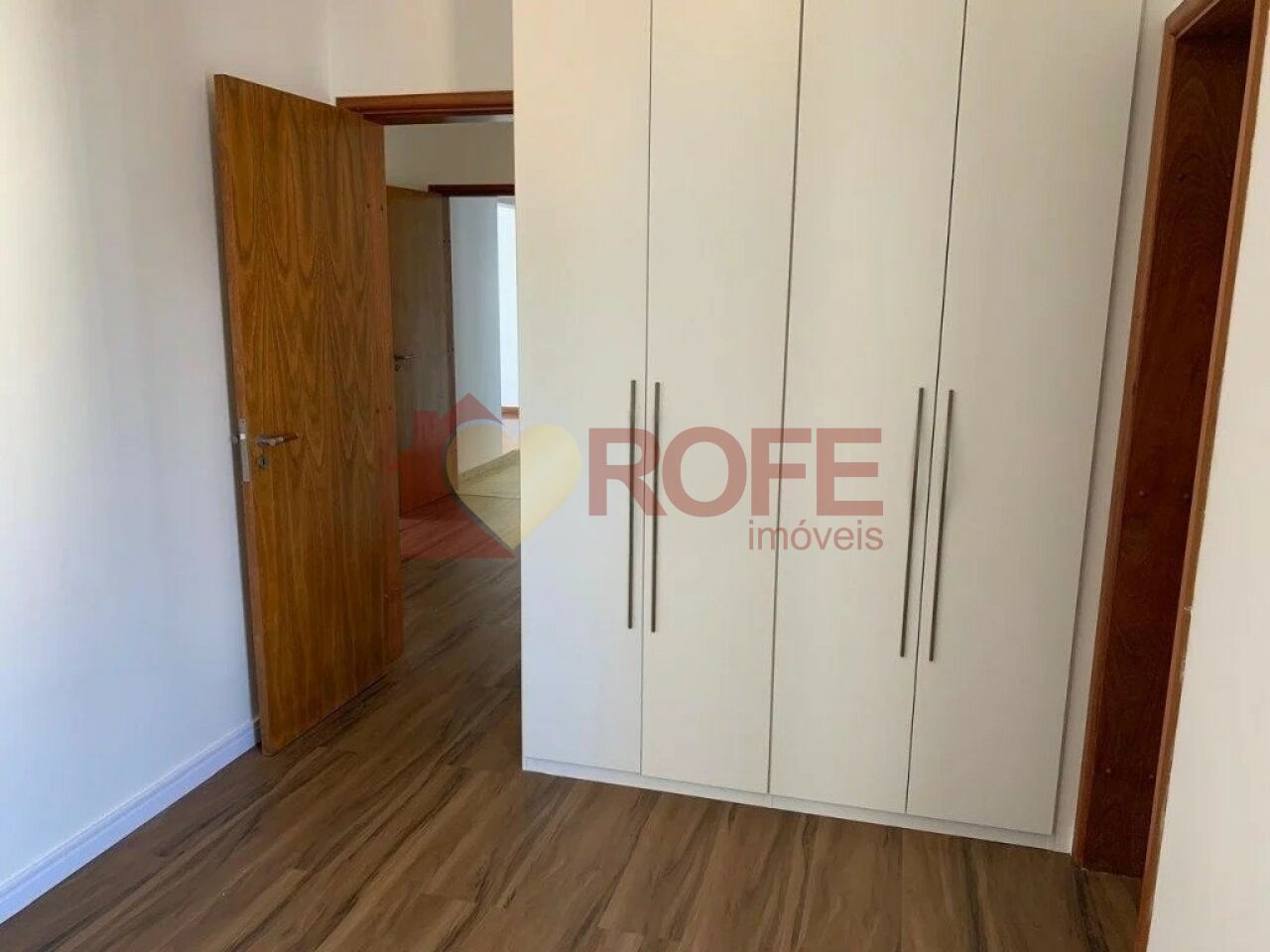 Foto 4 - RF7393