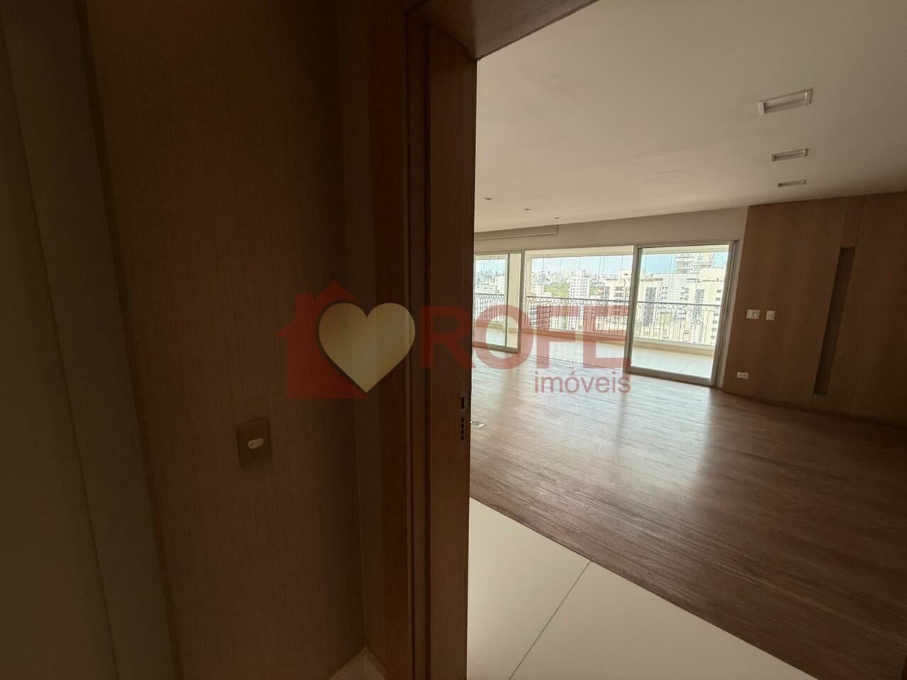 Foto 8 - RF7550