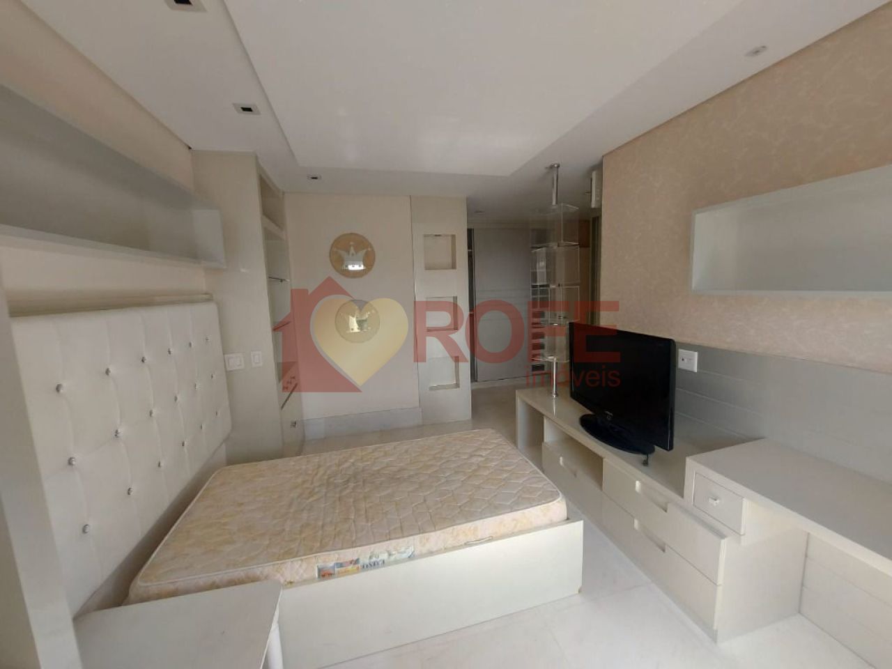 Foto 33 - RF8272