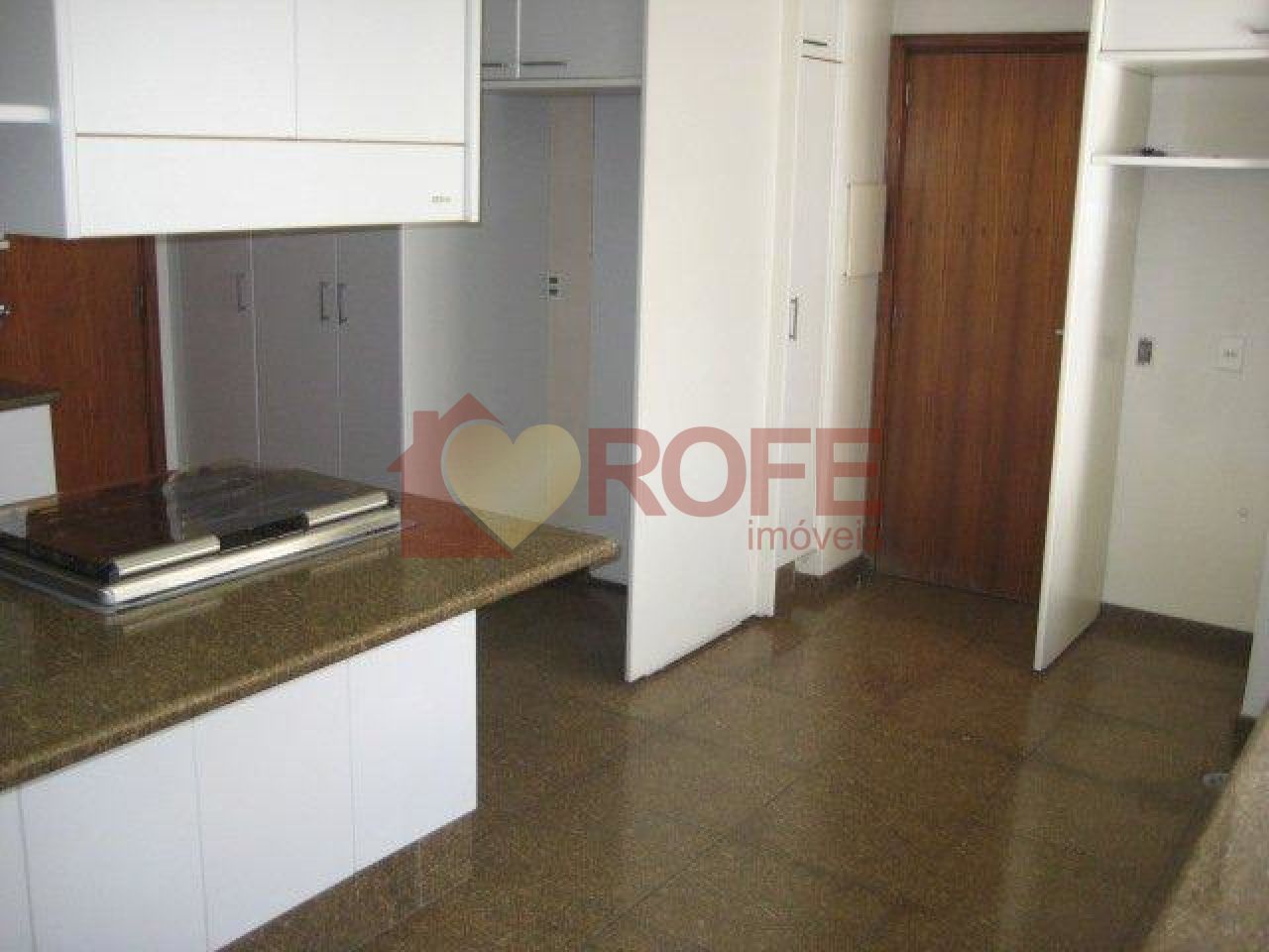 Foto 10 - RF8349