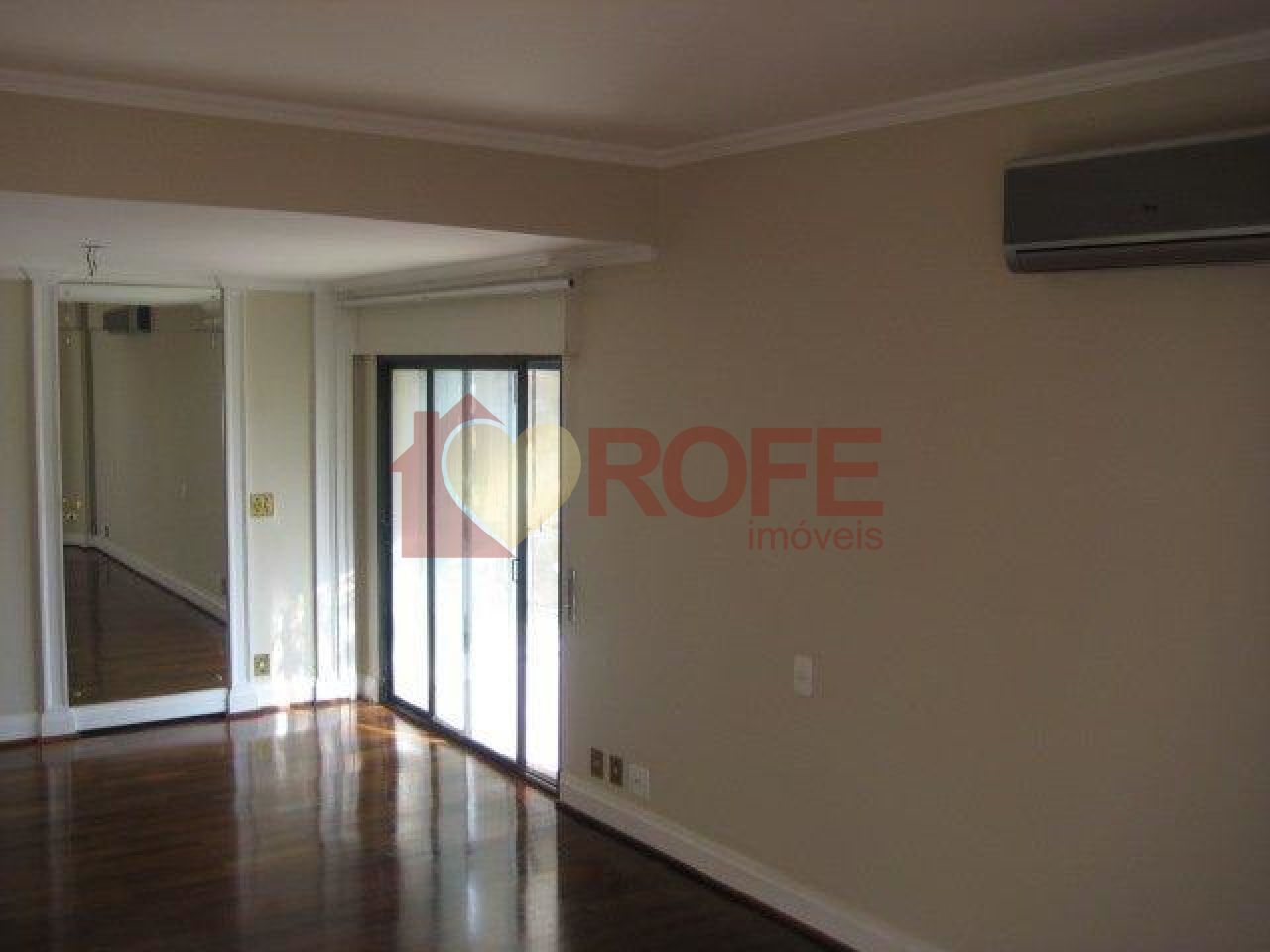 Foto 13 - RF8349